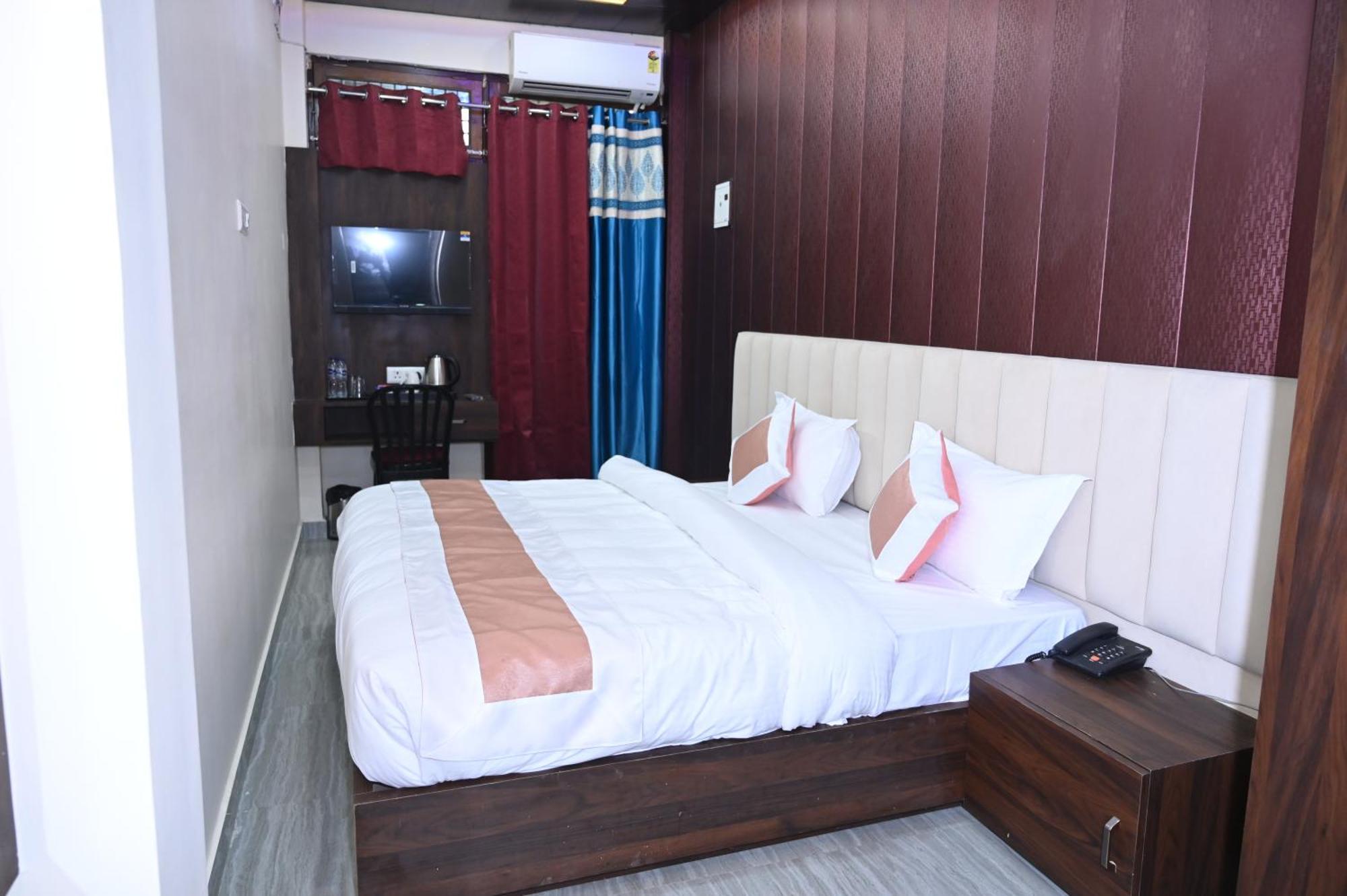 Sun High Stay Luxury Guest House Варанаси Экстерьер фото