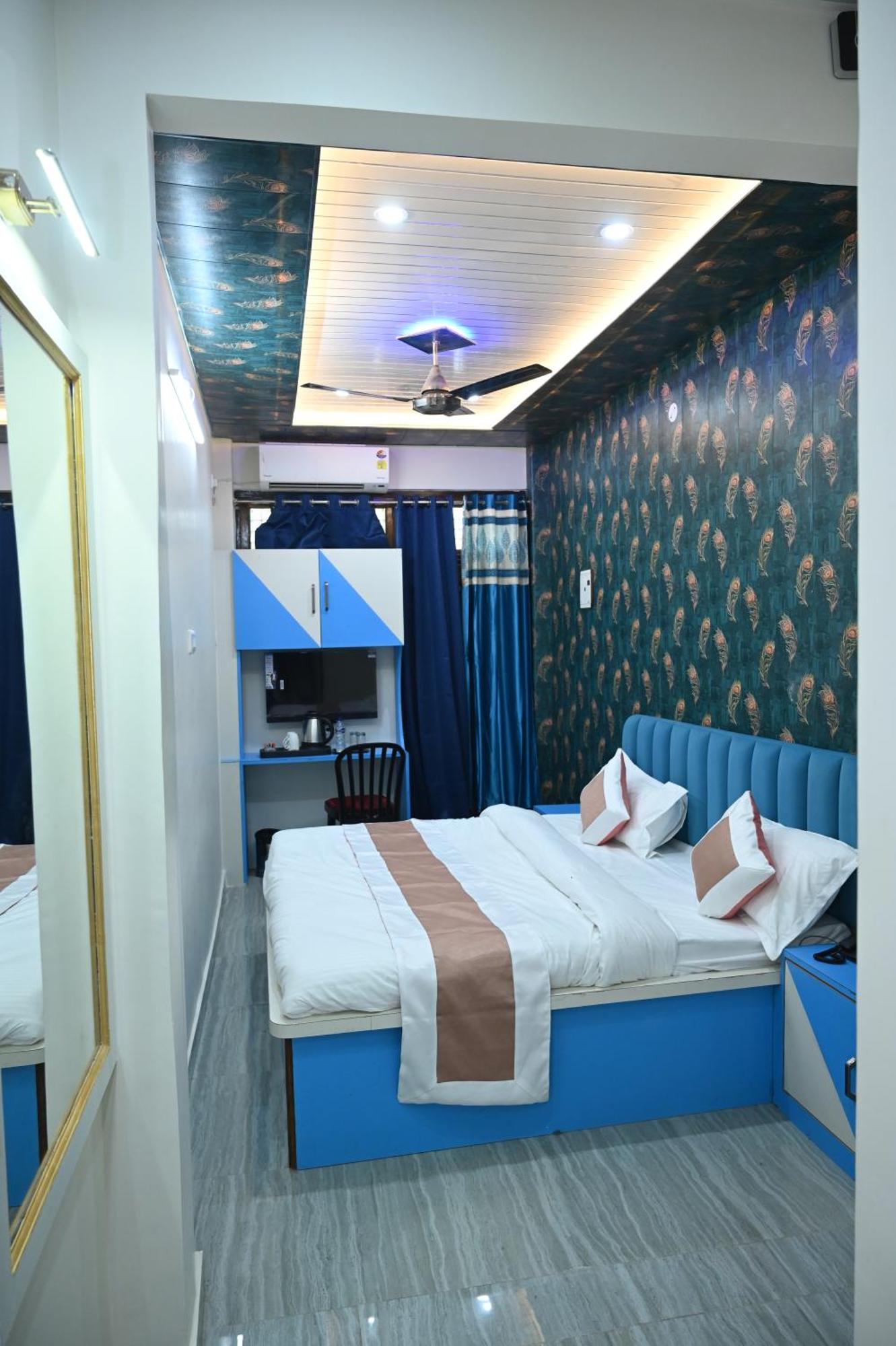 Sun High Stay Luxury Guest House Варанаси Экстерьер фото